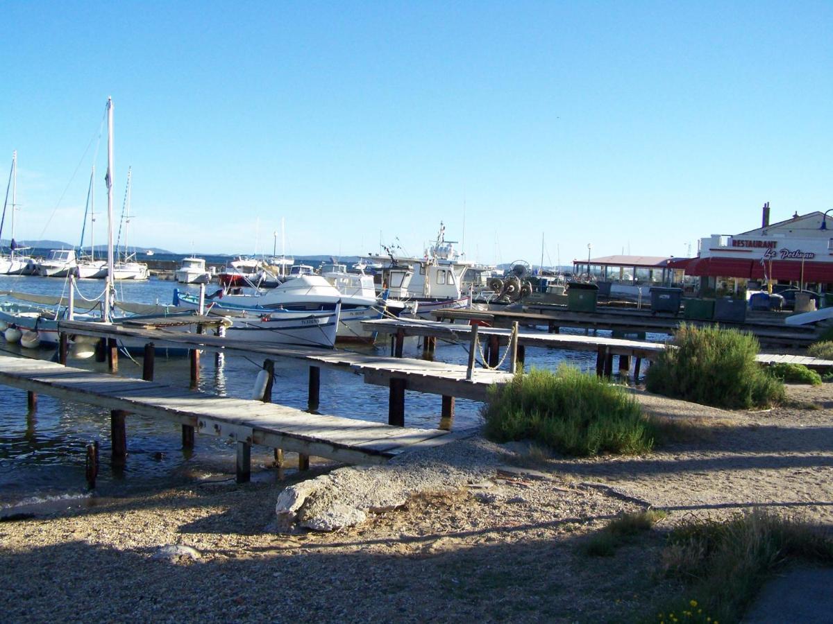 location en bord de mer Hyères Buitenkant foto