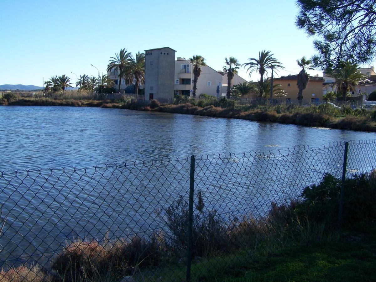 location en bord de mer Hyères Buitenkant foto