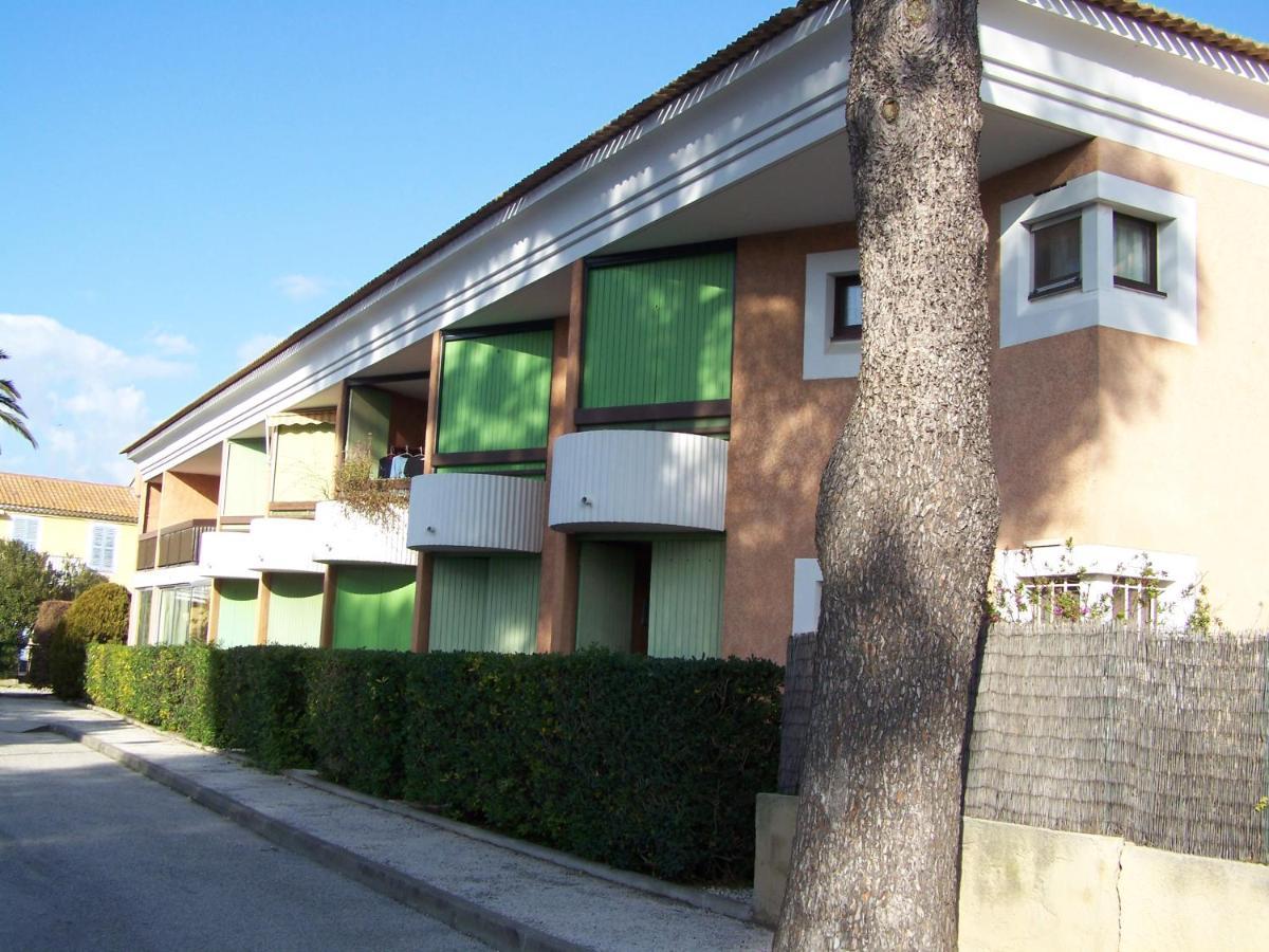 location en bord de mer Hyères Buitenkant foto